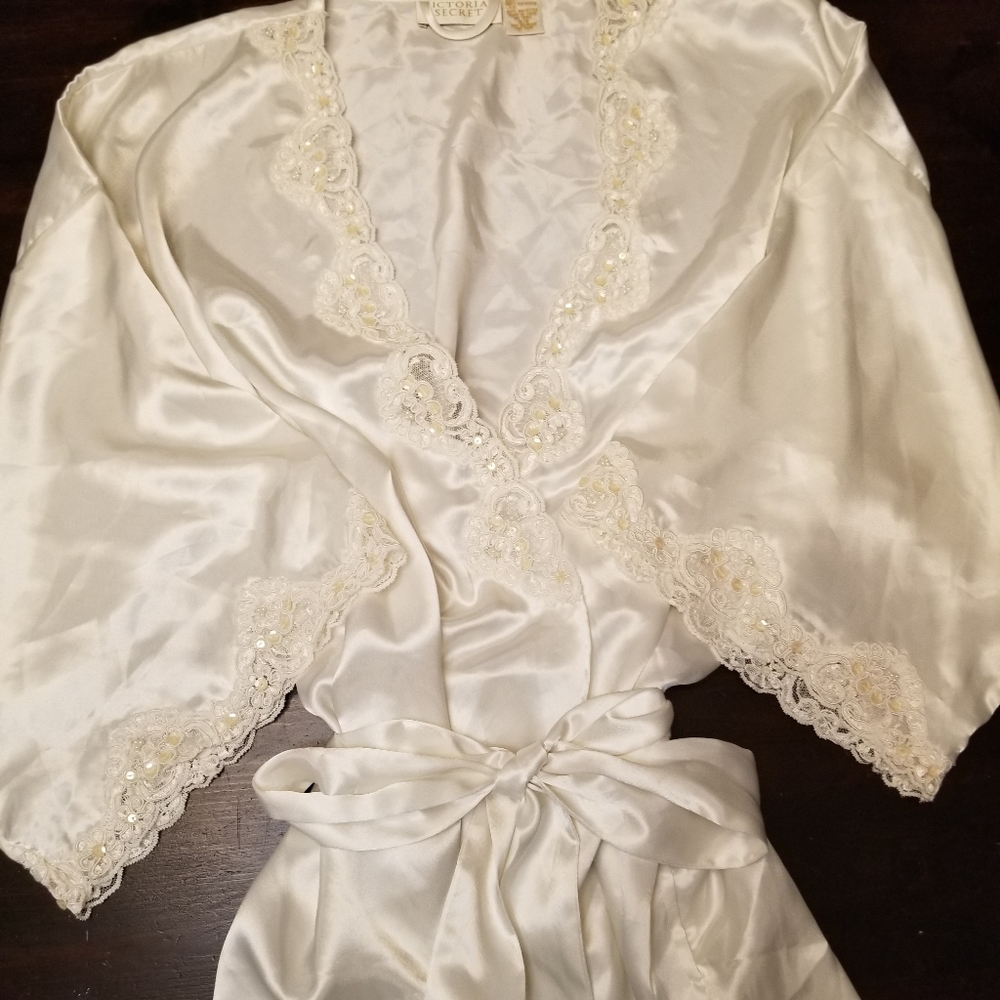 Vintage | Gold Label, Victoria Secret, Ivory Lace Teddy & Robe Lingerie Set, med - Picture 15 of 16